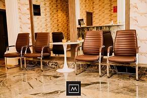 Mo-House Hotels and Apartments
