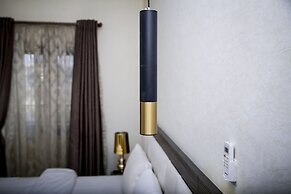 Mo-House Hotels and Apartments
