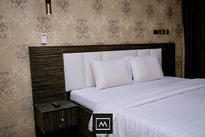 Mo-House Hotels and Apartments