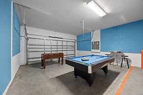 Gorgeous 9bd In The Solterra Resort! 9 Bedroom Home by RedAwning