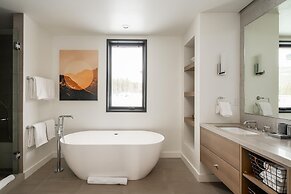 6b Treeline Springs 5 Bedroom Home by Moonlight Basin Lodging