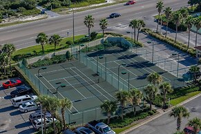 Phoenix Vi 61005 3 Bedroom Condo