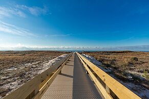 Phoenix Vi 61005 3 Bedroom Condo