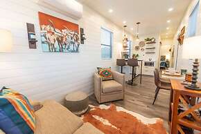 New Southwest Shipping Container-in Alpine