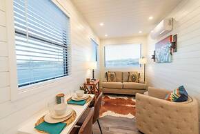 New Southwest Shipping Container-in Alpine