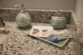 Walk to the Silos 3 Bed 1960 s Bungalow Near Baylor