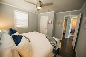 Walk to the Silos 3 Bed 1960 s Bungalow Near Baylor