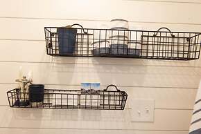 The Bluebonnet- Container Home Country Setting Near Waco Attractions