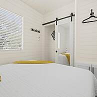 New The Yellow Beacon-luxury Shipping Container