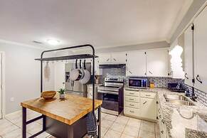 New Cozy Home 10 Min to Magnolia and Baylor