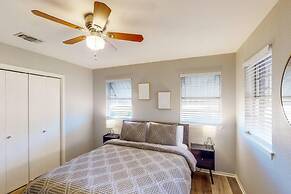 New Cozy Home 10 Min to Magnolia and Baylor