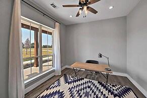 New Luxury Texas Farmhouse