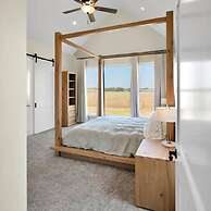 New Luxury Texas Farmhouse