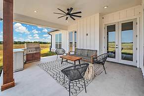 New Luxury Texas Farmhouse