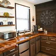 New Moonlight Ridge-shipping Container Home