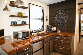 New Moonlight Ridge-shipping Container Home