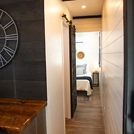 New Moonlight Ridge-shipping Container Home