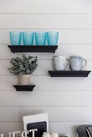 New Wilderness Hideout-cozy Container Home