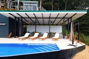 Vajra Jahra Villas & Retreat Center