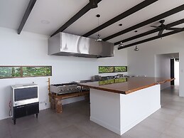 Vajra Jahra Villas & Retreat Center