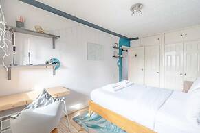 Vibrant 1BD Flat - 8 Mins to Dalston, Hackney!