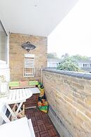 Vibrant 1BD Flat - 8 Mins to Dalston, Hackney!