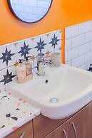 Vibrant 1BD Flat - 8 Mins to Dalston, Hackney!