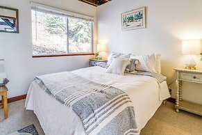 Charming Soda Springs Cabin: Hike, Ski & Golf!