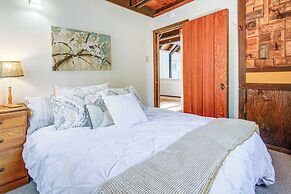 Serene Lakes Cabin w/ Deck: Dog Friendly!