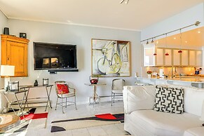 Lakefront Incline Village Condo w/ Private Deck!