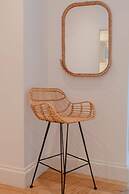 Newly Refurbished 2BD Flat - Wimbledon Village!