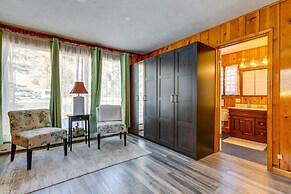 Charming Idaho Springs Retreat on Chicago Creek!