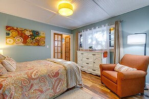 Charming Idaho Springs Retreat on Chicago Creek!