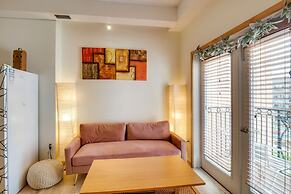 Palm Coast Condo w/ Balcony, 2 Mi to Beach Access!