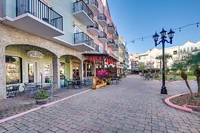 Palm Coast Condo w/ Balcony, 2 Mi to Beach Access!