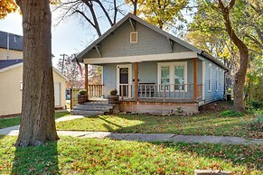 Charming Missouri Home < 1 Mi to Katy Trail!