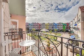 Palm Coast European Village Condo - 2 Mi to Beach!