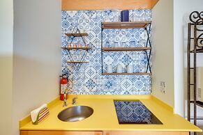 Palm Coast European Village Condo - 2 Mi to Beach!