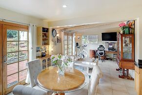 Dog-friendly California Home w/ Patio, Near Hiking