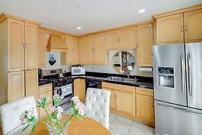 Dog-friendly California Home w/ Patio, Near Hiking