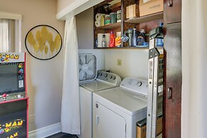 Spacious Crestline Retreat: 1 Mi to Lake Gregory