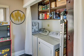 Spacious Crestline Retreat: 1 Mi to Lake Gregory