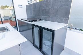 Beautiful 4BR Family Home With Patio and Parking!