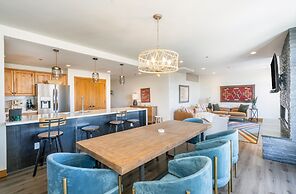 Bear Creek Lodge 408 4 Bedroom Condo by Alpine Lodging Telluride