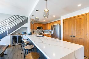 Bear Creek Lodge 408 4 Bedroom Condo by Alpine Lodging Telluride