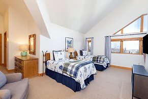 Bear Creek Lodge 408 4 Bedroom Condo by Alpine Lodging Telluride