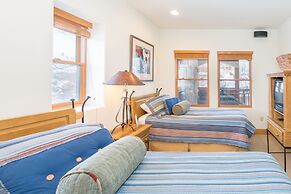 Bear Creek Lodge 212a 1 Bedroom Condo by Alpine Lodging Telluride
