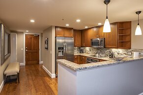 River Club 306 2 Bedroom Condo by Alpine Lodging Telluride