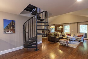 River Club 306 2 Bedroom Condo by Alpine Lodging Telluride