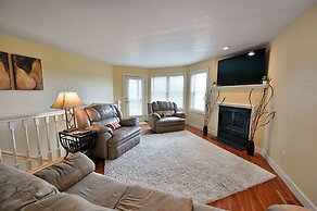 Unit 109 2 Bdrm/ 2 Ba 2 Bedroom Condo